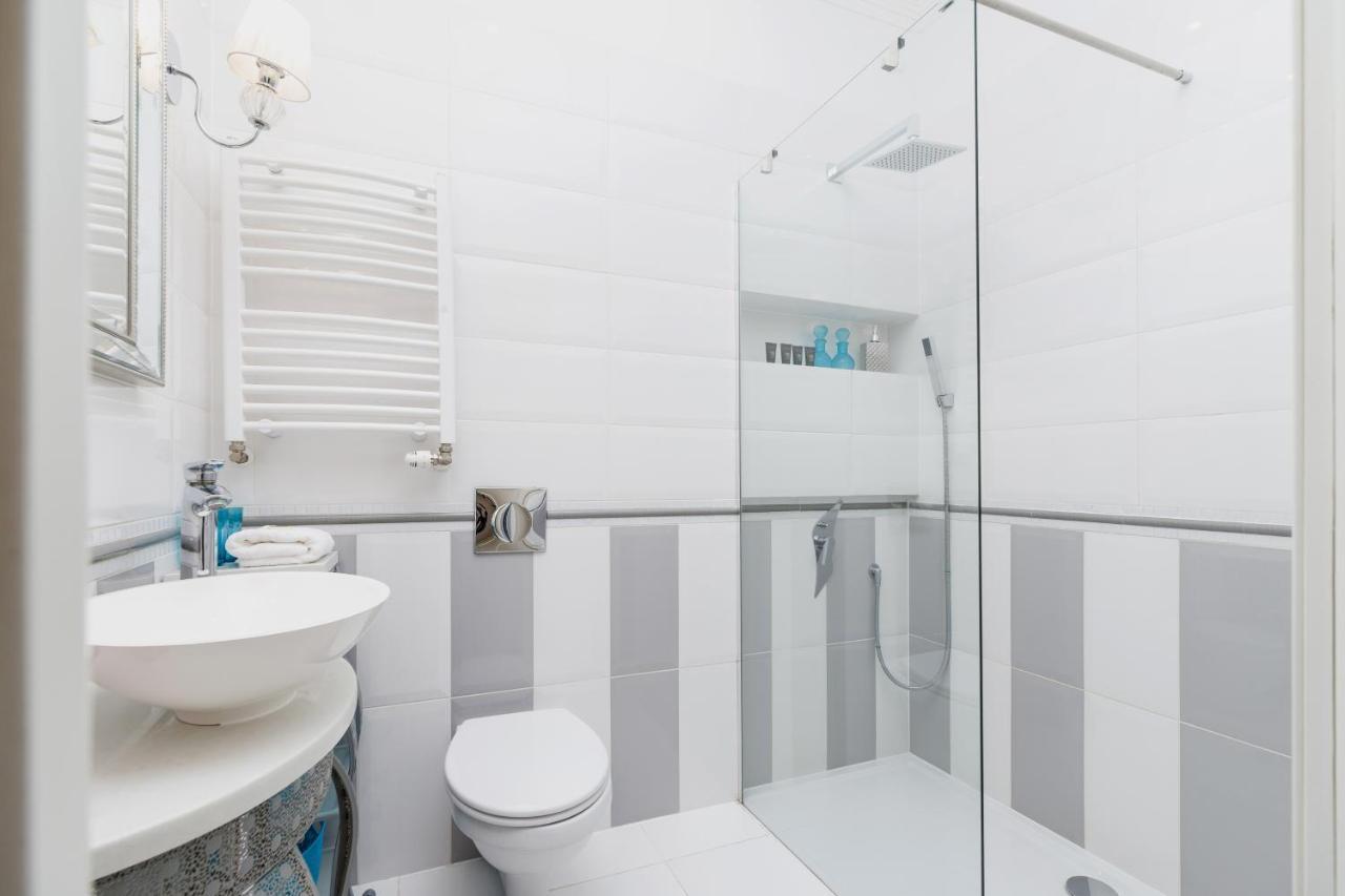 Modern Apartment Lubicz Krakow By Noclegi Renters מראה חיצוני תמונה